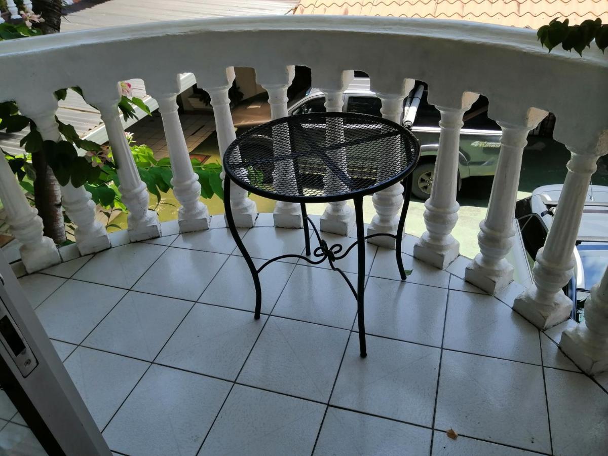 Hotel Malinche Кепос Екстериор снимка