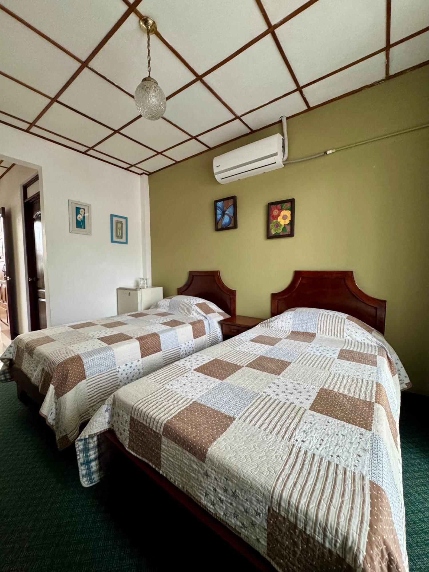 Hotel Malinche Кепос Екстериор снимка