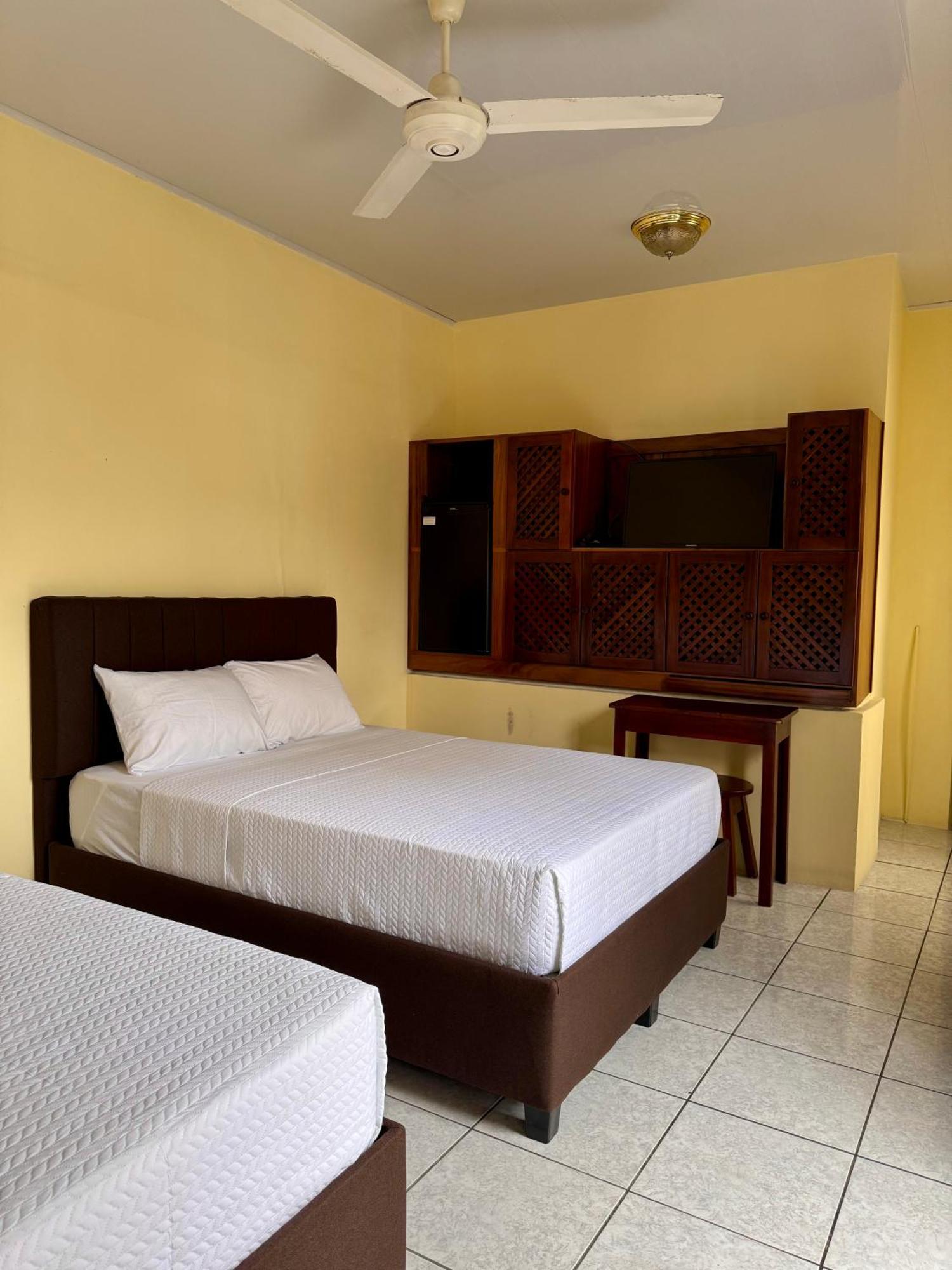 Hotel Malinche Кепос Екстериор снимка