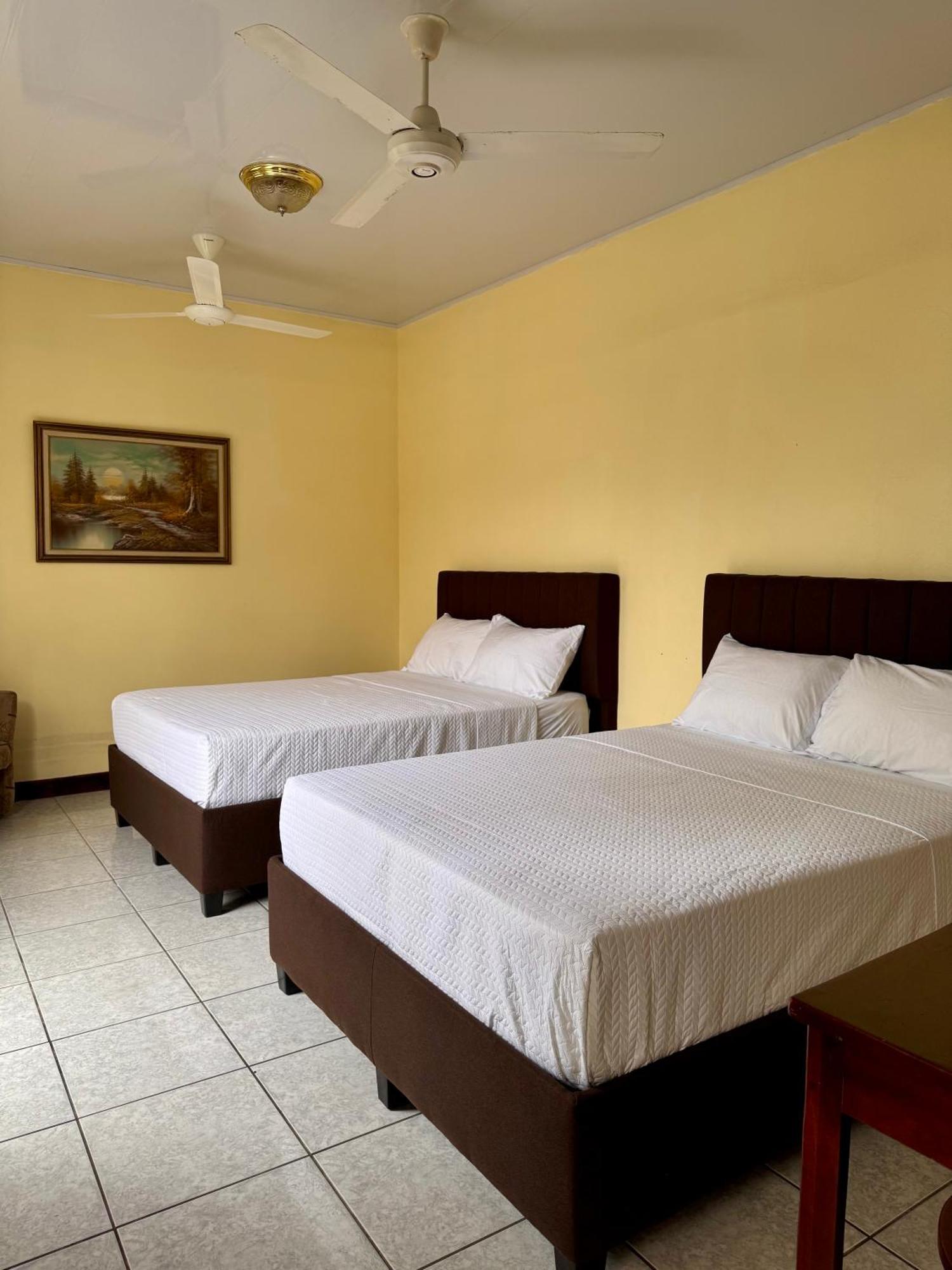Hotel Malinche Кепос Екстериор снимка